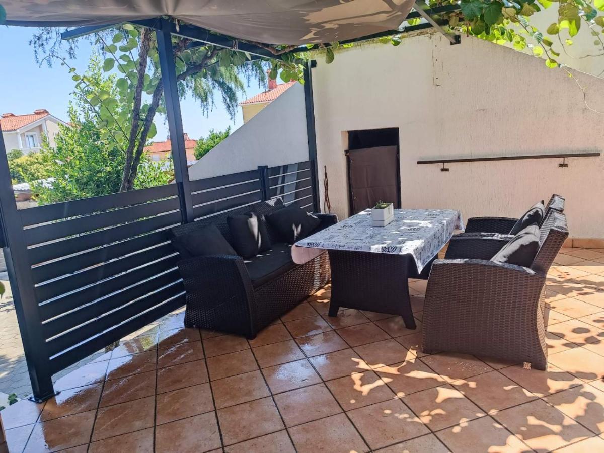 Apartment Danijela I Pula Exterior foto