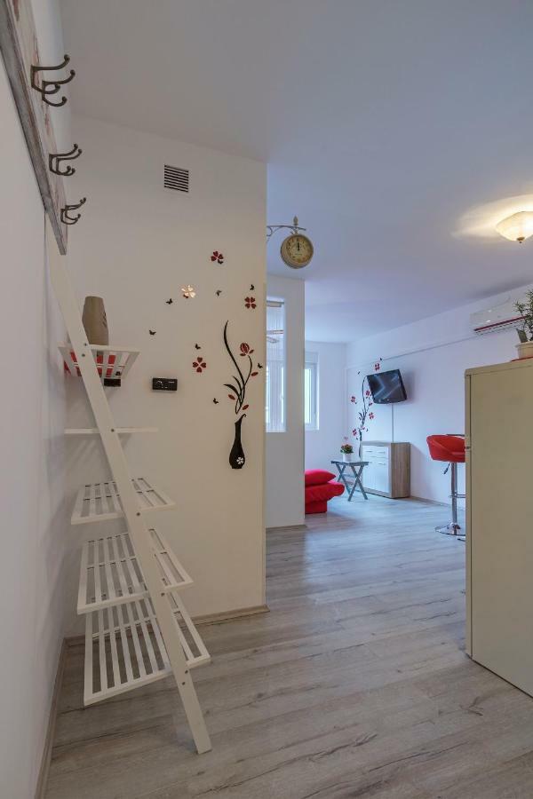 Apartment Danijela I Pula Exterior foto